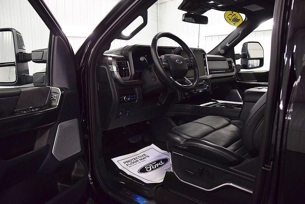 2025 Ford F-250SD Platinum Tremor 6-3/4' Box