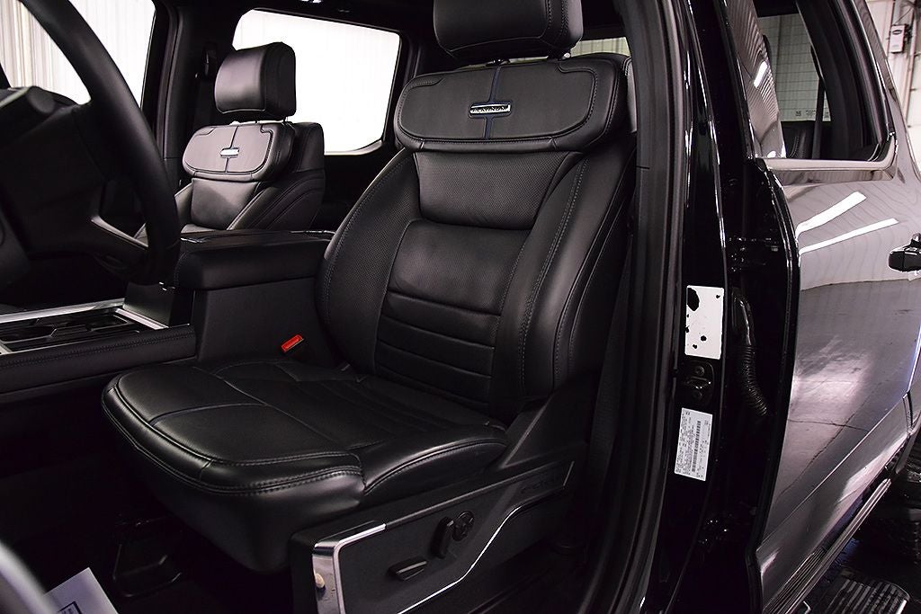 2025 Ford F-250SD Platinum Tremor 6-3/4' Box