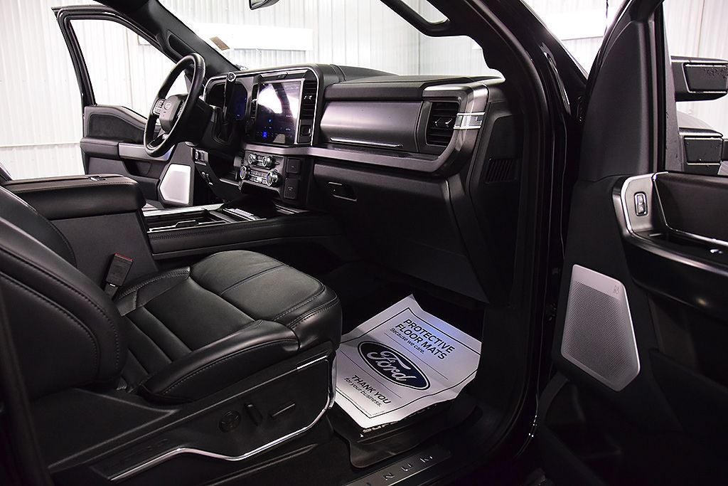 2025 Ford F-250SD Platinum Tremor 6-3/4' Box