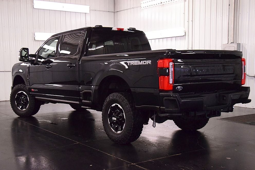 2025 Ford F-250SD Platinum Tremor 6-3/4' Box