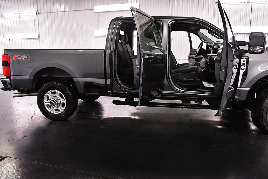 2026 Ford F-250SD XLT 6-3/4' Box