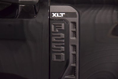 2025 Ford F-250SD XLT 6-3/4' Box