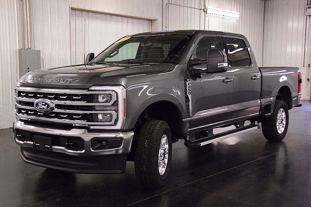 2027 Ford F-250SD XLT 6-3/4' Box