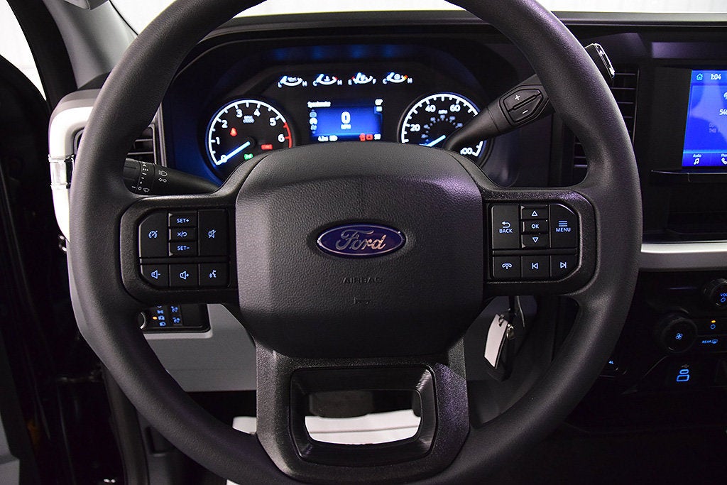 2027 Ford F-250SD XL STX Tremor Off-Road 6-3/4' Box
