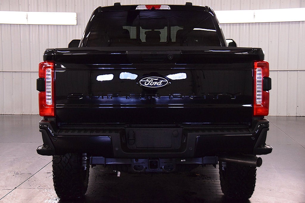 2027 Ford F-250SD XL STX Tremor Off-Road 6-3/4' Box