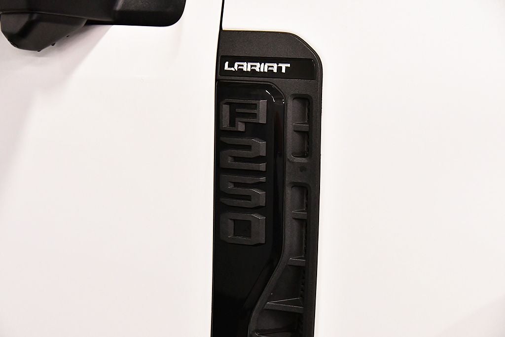 2024 Ford F-250SD Lariat 8' Box