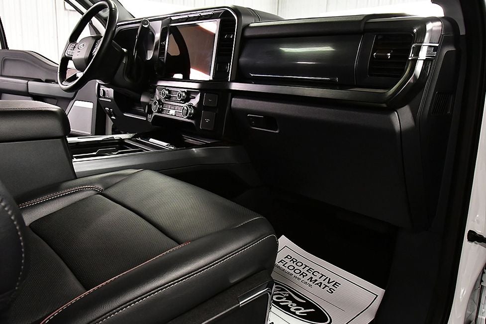 2024 Ford F-250SD Lariat 8' Box