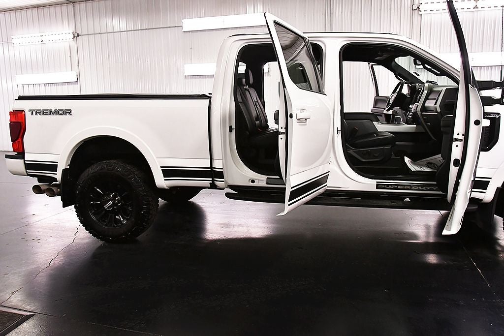 2022 Ford F-250SD Lariat Tremor Sport 6-3/4' Box