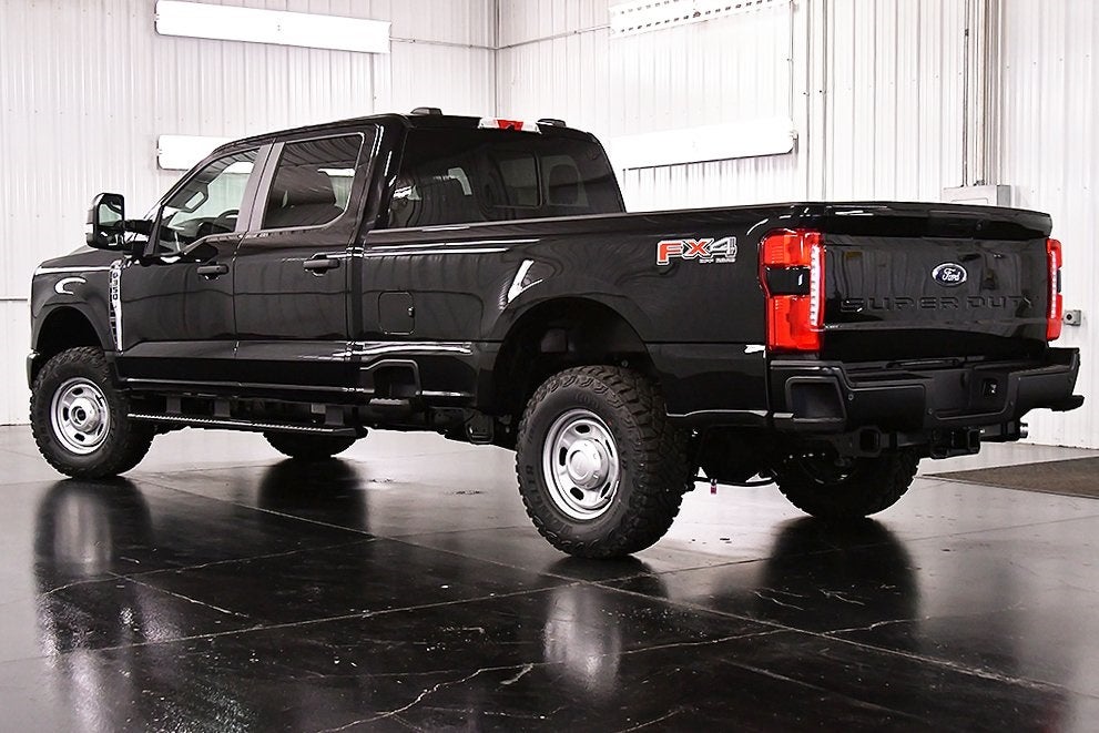 2026 Ford F-350SD XL 8' Box