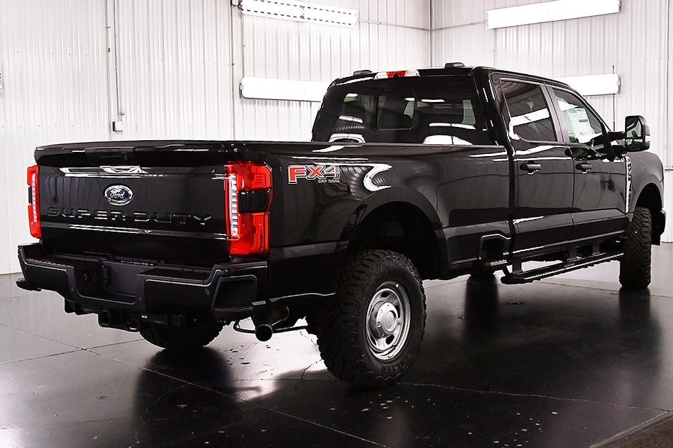 2026 Ford F-350SD XL 8' Box