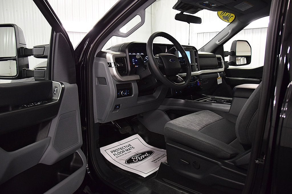 2026 Ford F-350SD XLT 6-3/4' Box