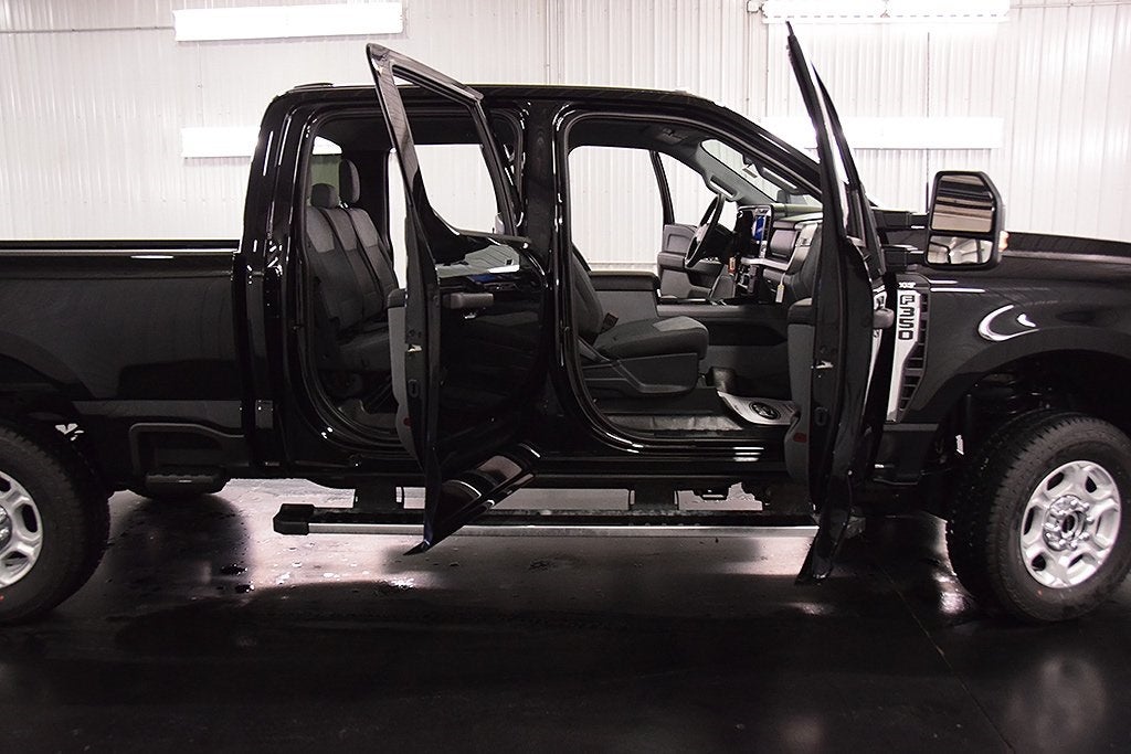 2026 Ford F-350SD XLT 6-3/4' Box