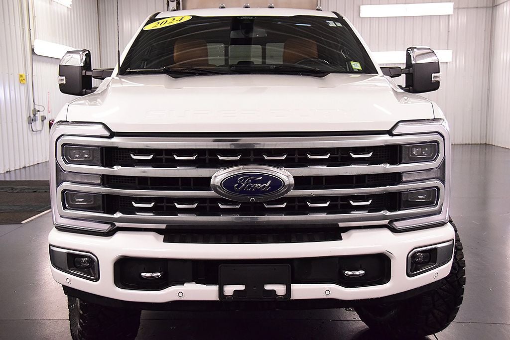 2024 Ford F-350SD Platinum Tremor Off-Road 6-3/4' Box