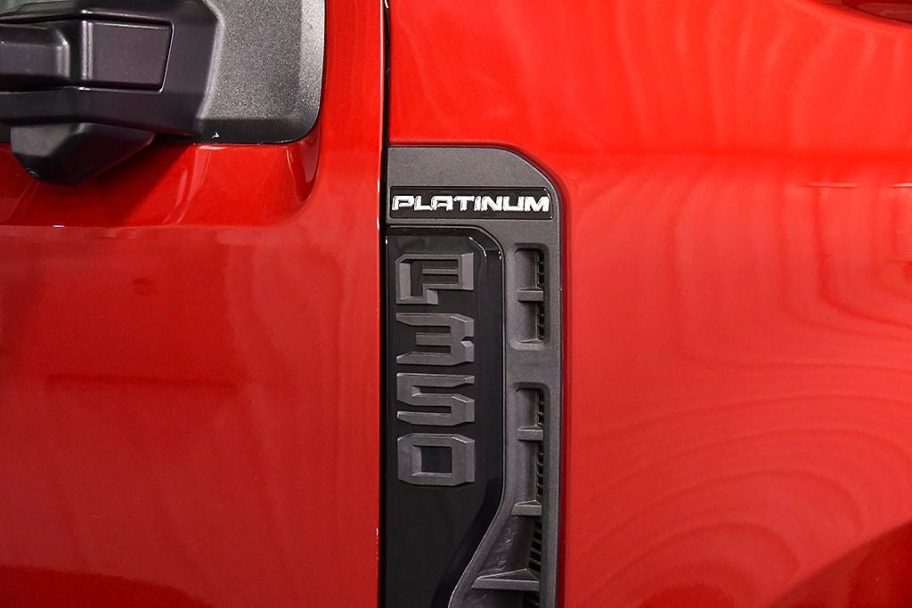 2025 Ford F-350SD Platinum 6-3/4' Box