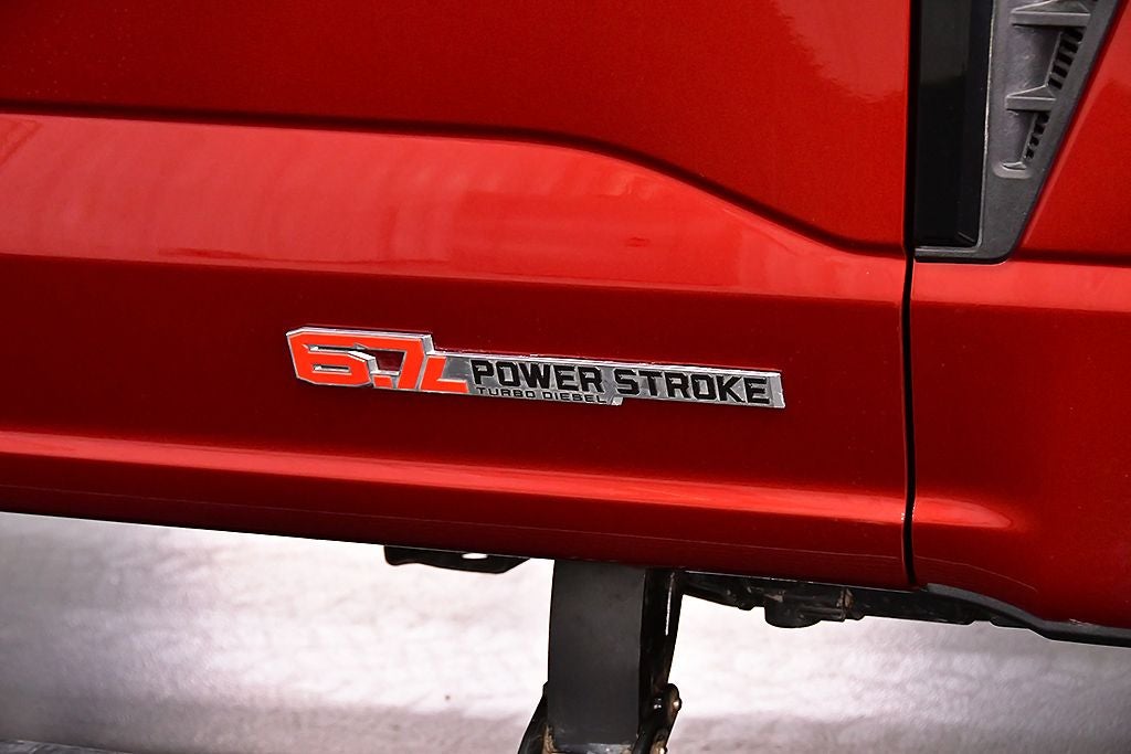 2025 Ford F-350SD Platinum 6-3/4' Box