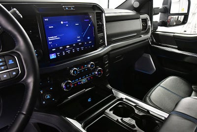 2025 Ford F-350SD Platinum 6-3/4' Box