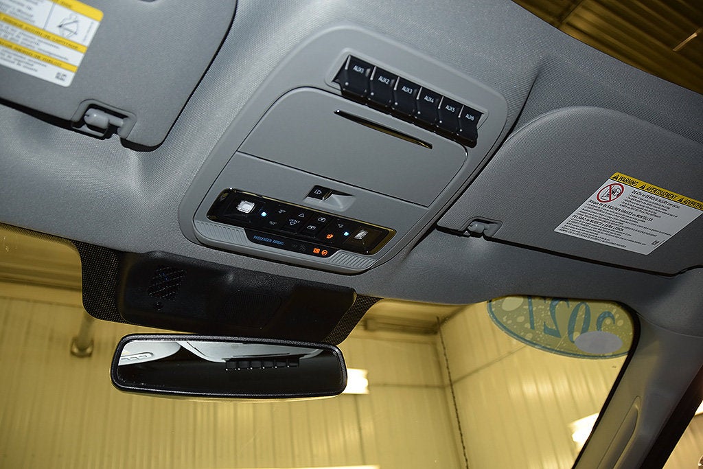 2027 Ford F-350SD Lariat 6-3/4' Box