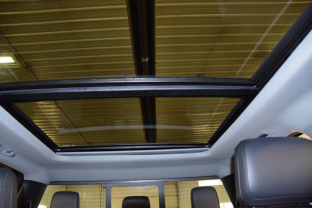 2027 Ford F-350SD Lariat 6-3/4' Box