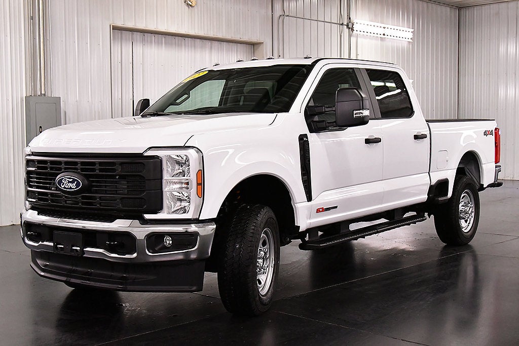 2027 Ford F-350SD XL 6-3/4' Box