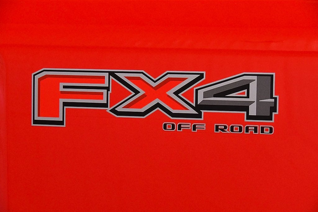 2026 Ford F-350SD Lariat 6-3/4' Box