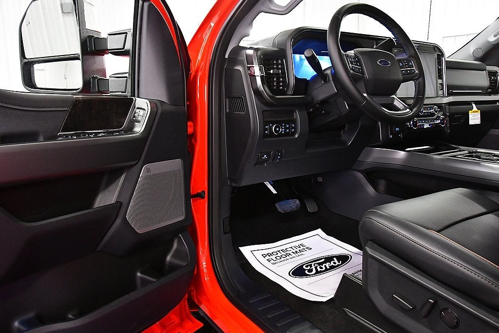 2026 Ford F-350SD Lariat 6-3/4' Box