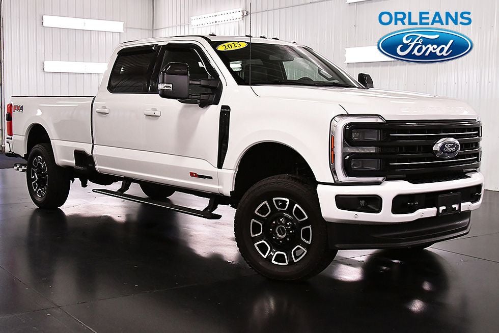 2025 Ford F-350SD Platinum 8' Box