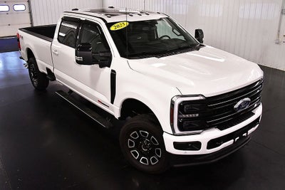 2025 Ford F-350SD Platinum 8' Box