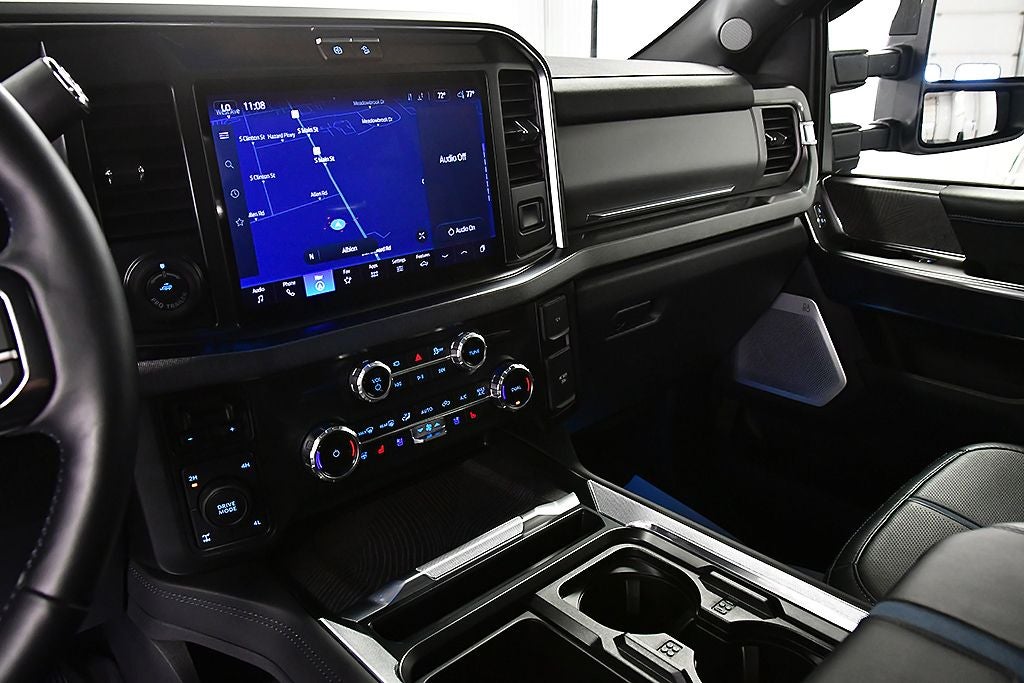 2025 Ford F-350SD Platinum 8' Box