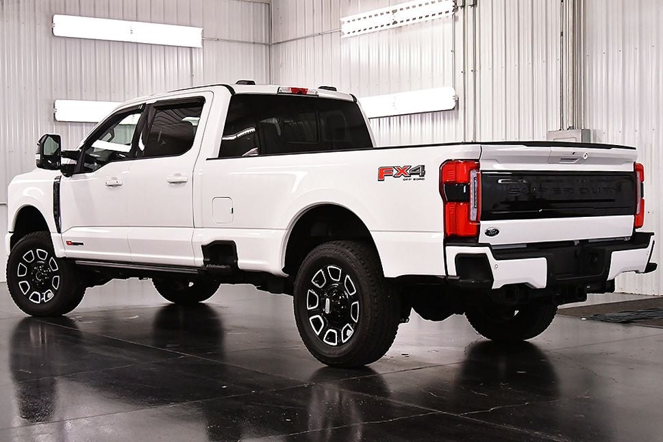 2025 Ford F-350SD Platinum 8' Box