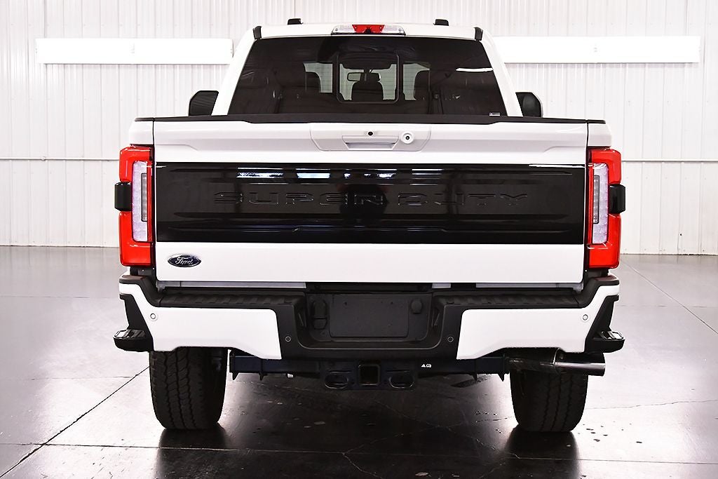 2025 Ford F-350SD Platinum 8' Box