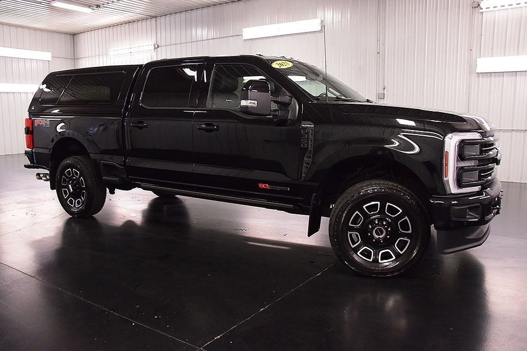 2025 Ford F-350SD Platinum 6-3/4' Box