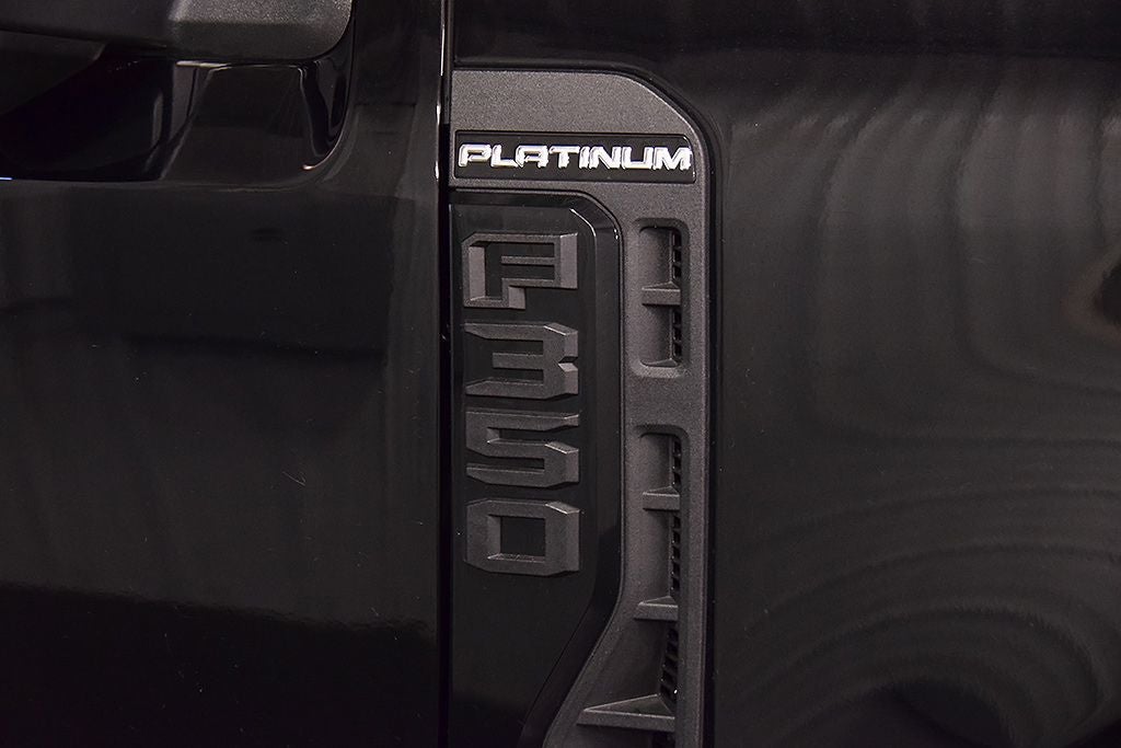2025 Ford F-350SD Platinum 6-3/4' Box