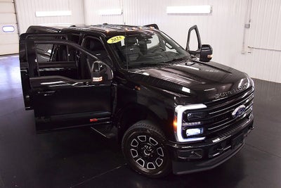 2025 Ford F-350SD Platinum 6-3/4' Box