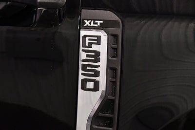 2027 Ford F-350SD XLT 6-3/4' Box