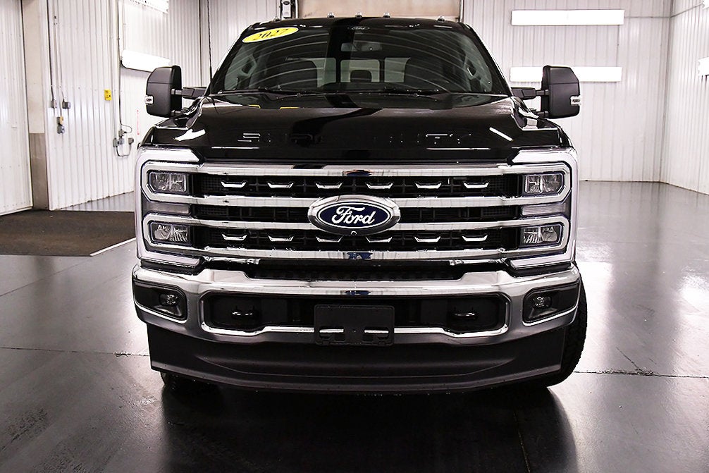 2027 Ford F-350SD XLT 6-3/4' Box