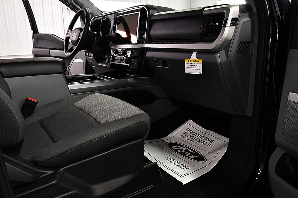 2027 Ford F-350SD XLT 6-3/4' Box