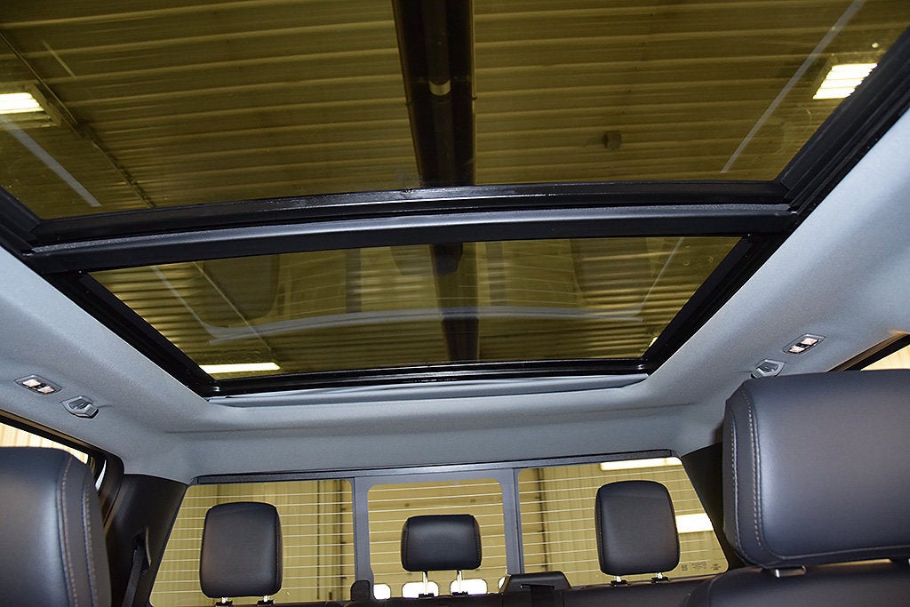 2027 Ford F-350SD Lariat 6-3/4' Box