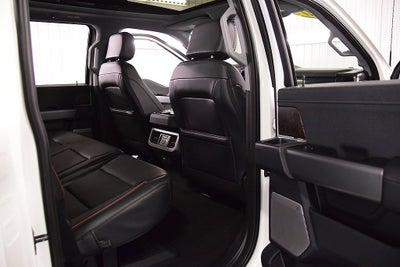 2027 Ford F-350SD Lariat 6-3/4' Box