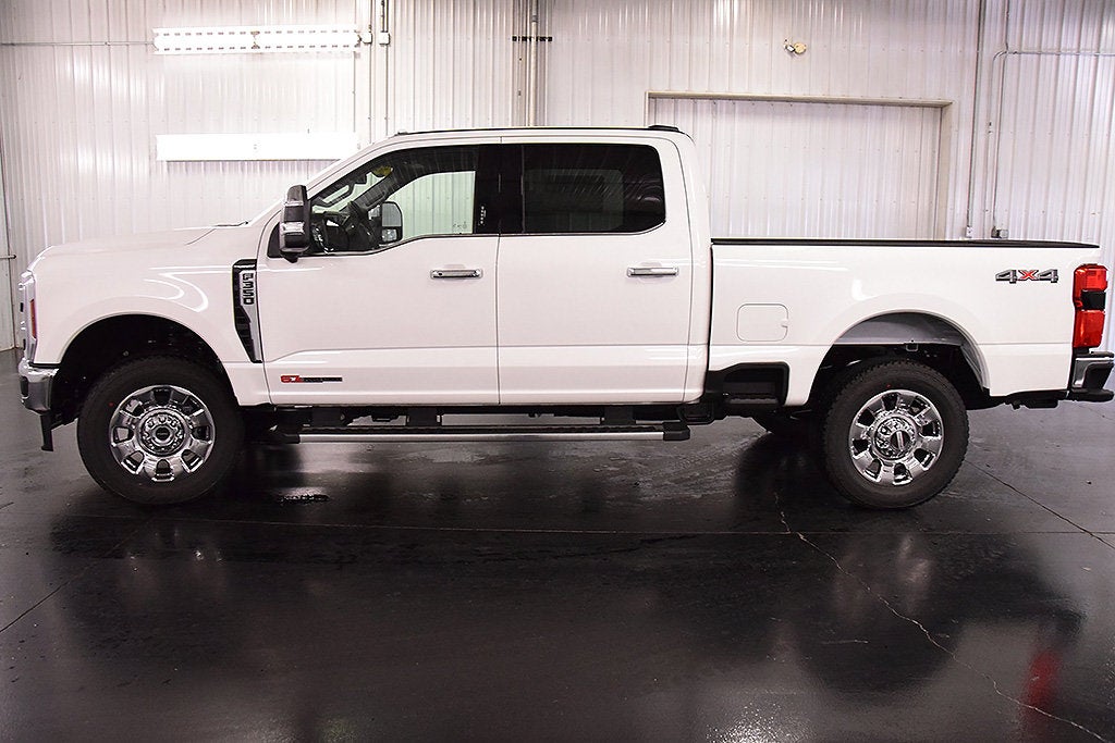 2027 Ford F-350SD Lariat 6-3/4' Box