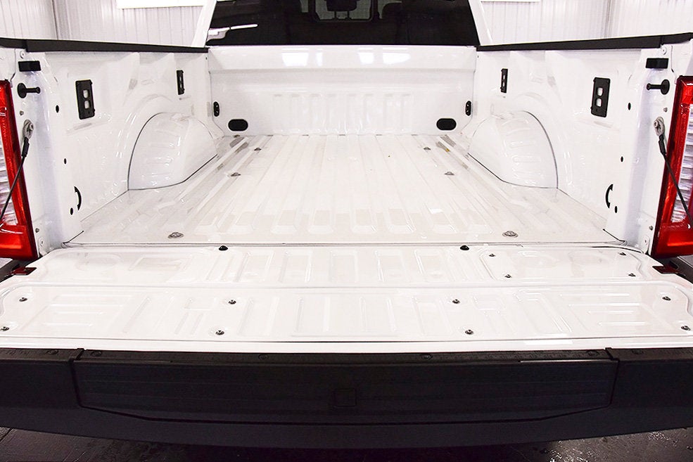 2027 Ford F-350SD Lariat 6-3/4' Box
