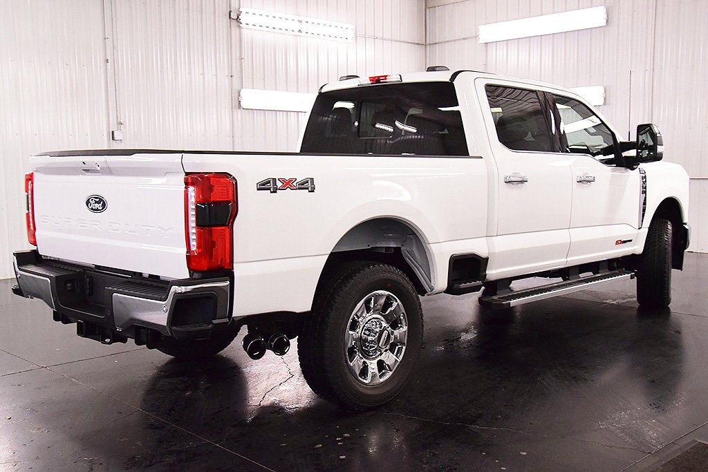 2027 Ford F-350SD Lariat 6-3/4' Box