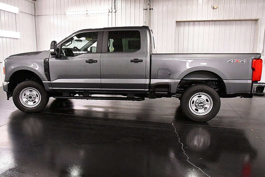 2027 Ford F-350SD XL 6-3/4' Box