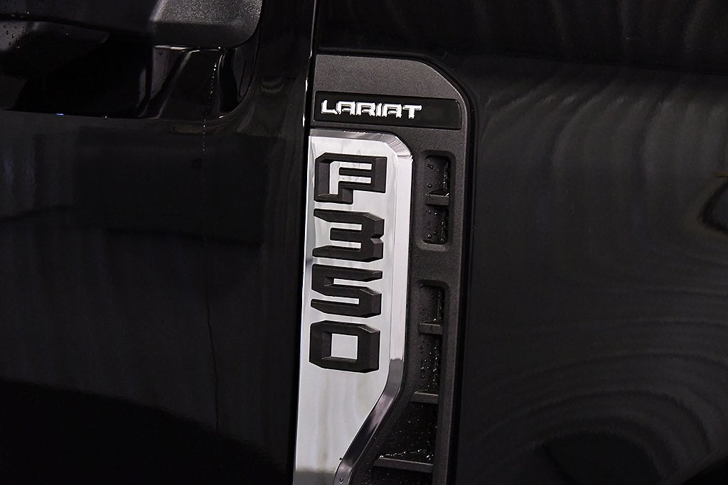 2026 Ford F-350SD Lariat 6-3/4' Box