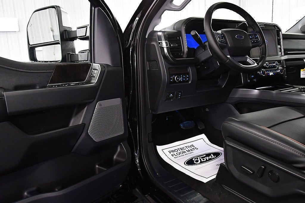 2026 Ford F-350SD Lariat 6-3/4' Box