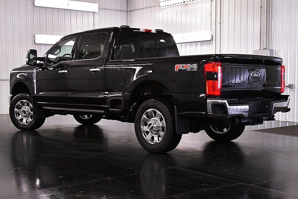 2026 Ford F-350SD Lariat 6-3/4' Box