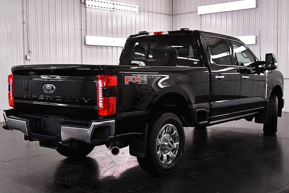 2026 Ford F-350SD Lariat 6-3/4' Box