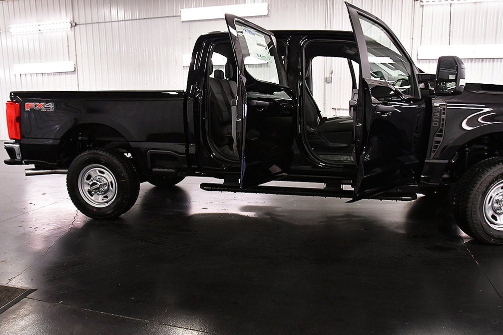 2027 Ford F-350SD XL 6-3/4' Box