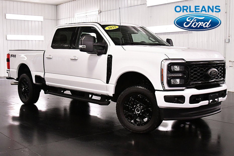 2025 Ford F-350SD XLT 6-3/4' Box