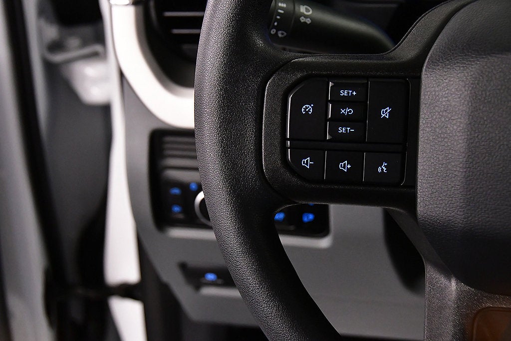2025 Ford F-350SD XLT 6-3/4' Box
