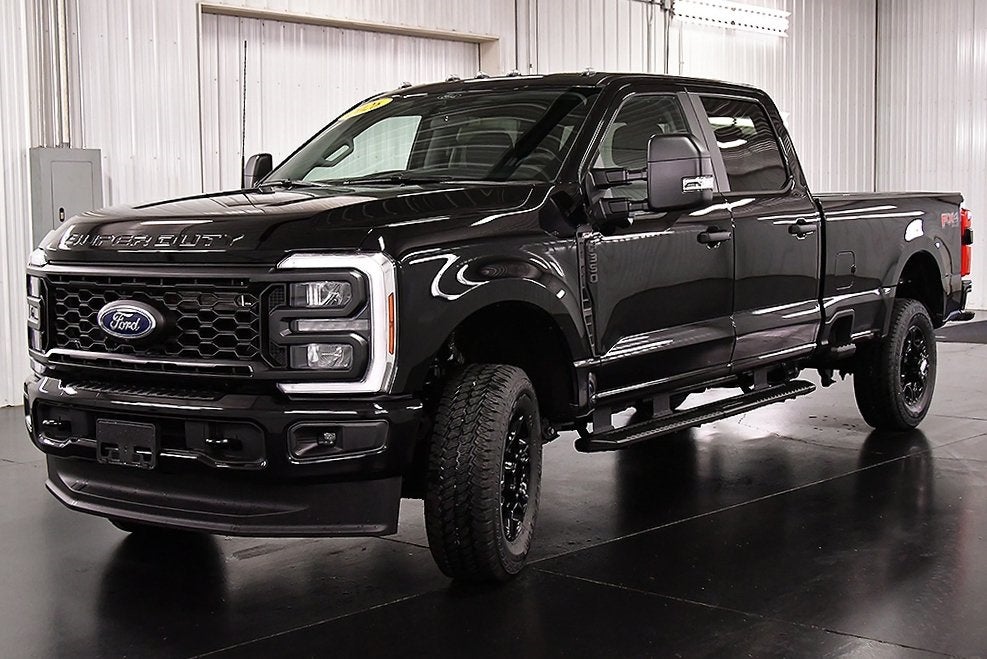 2026 Ford F-350SD XL STX 8' Box